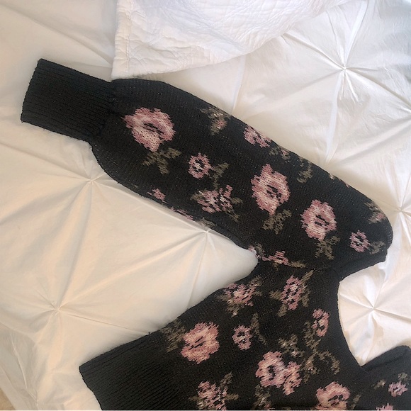 Anthropologie Black Floral Motif Sweater - Picture 5 of 7